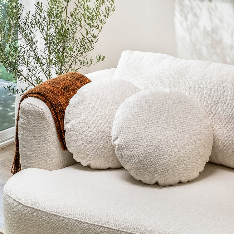 chita_living_sofa_grace_ugc_1_750x.jpg__PID:0e970f79-d92a-4a04-bac1-f2bed994562e